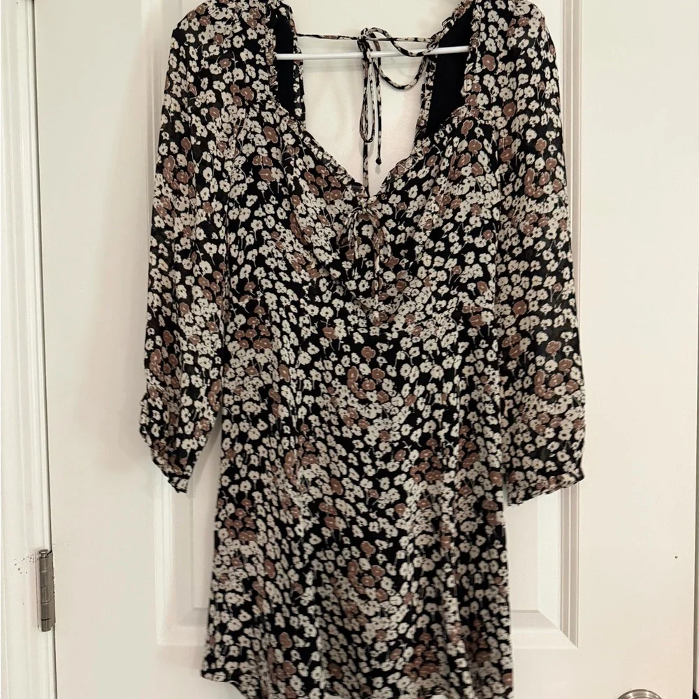 Reformation Remi Floral Dress NWT Size 2 - Picture 2 of 6